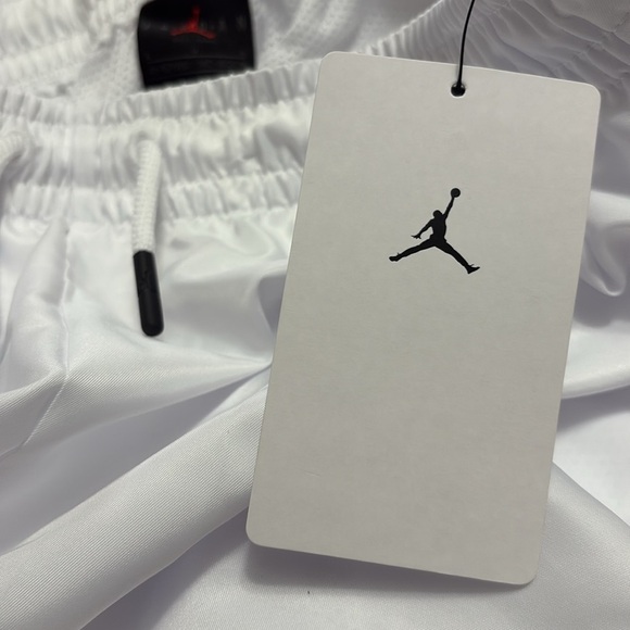Boys Jordan Jumpman White Woven Lined Drawstring Shorts Size Large New With Tags - Picture 8 of 12